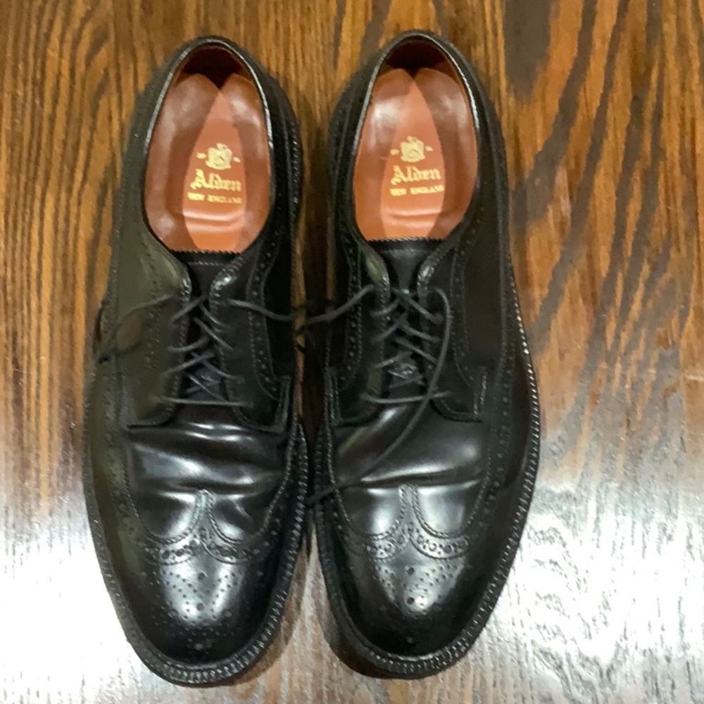 Alden’s mens size 11.5 cordovan shell
